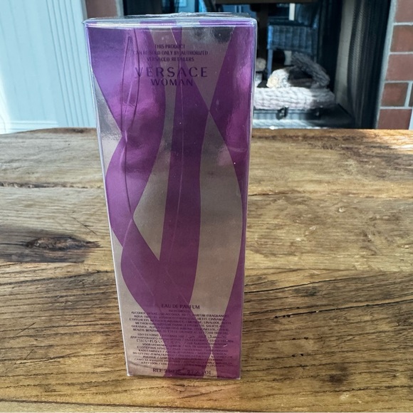 NEW SEALED Versace Woman EDP ~ 50 ml / 1.7 oz - Picture 7 of 8